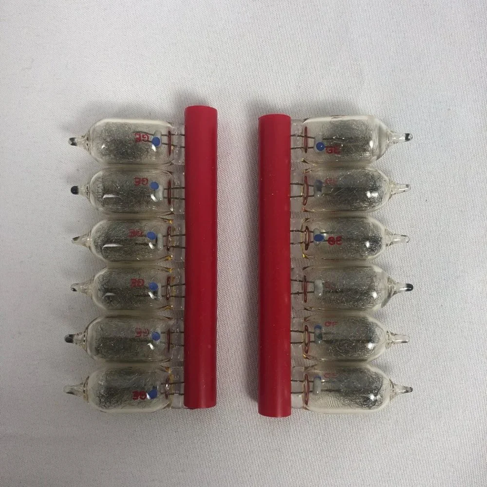 Vintage GE AG-1 Clear Flashbulbs 12 Bulbs New In Box